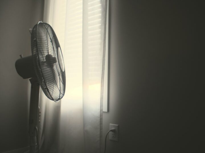 Qual melhor ventilador de coluna para residência?